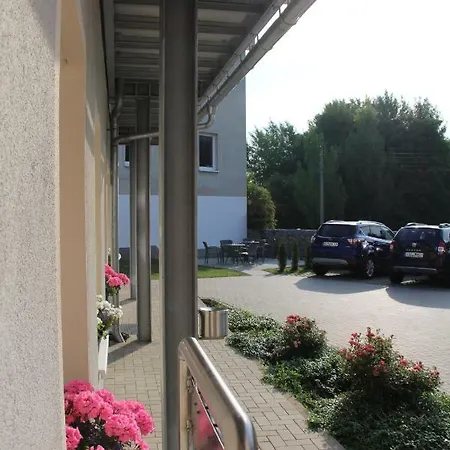 Am Ziegelwall 包岑